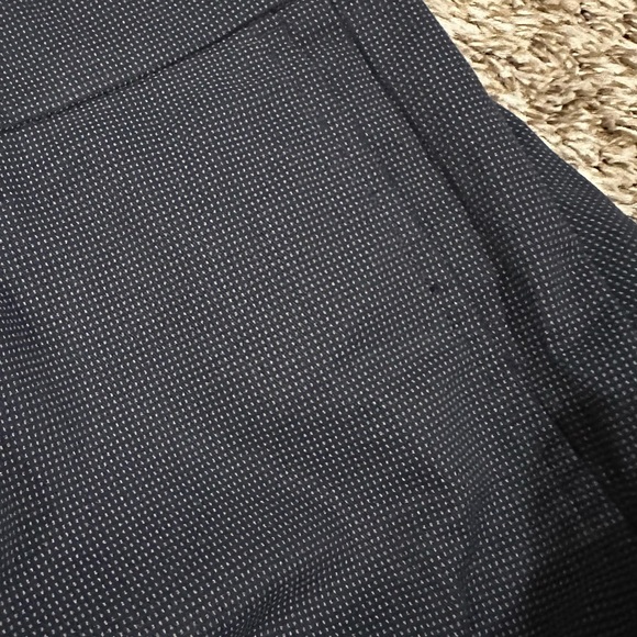 Men’s Old Navy casual dress pant. - Picture 2 of 5